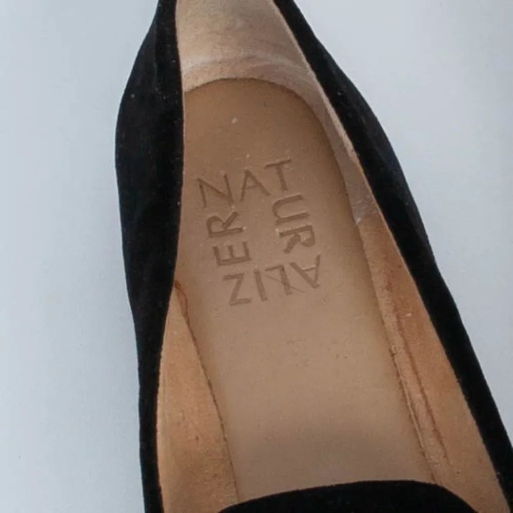 Naturalizer Emiline Velvet Slip-On Loafers Women's Size‎ 6M